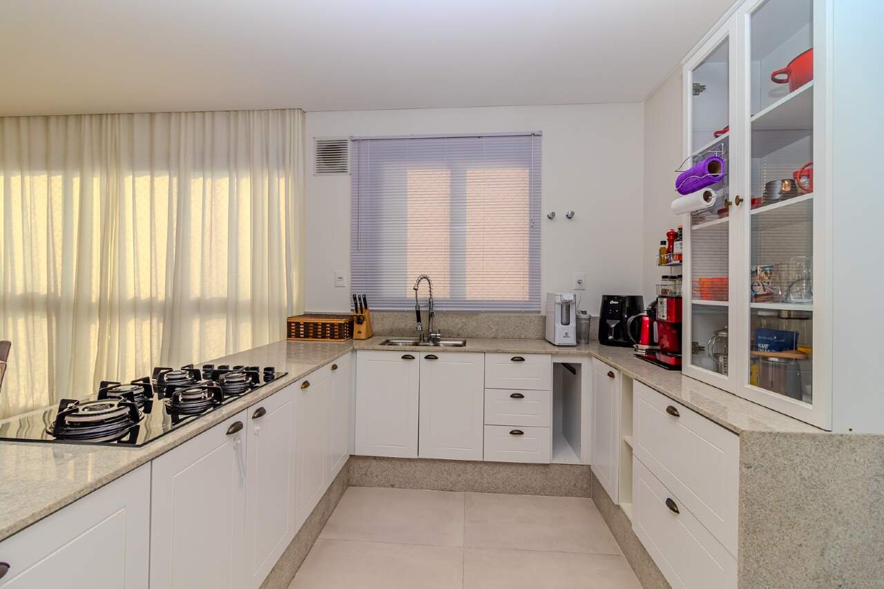 Apartamento de 3 quartos, 151m² no bairro Centro, em Balneário Camboriú | Eu Corretor