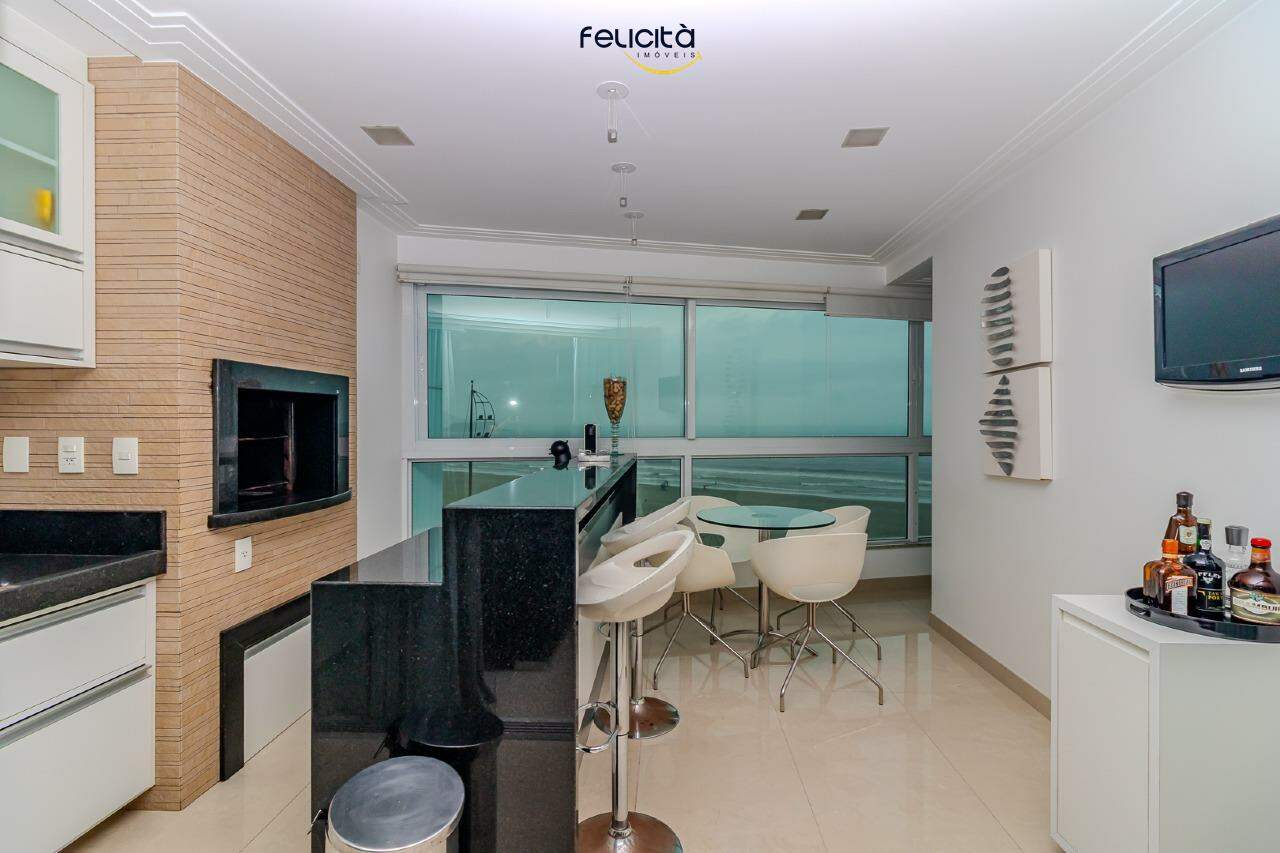 Apartamento de 4 quartos, 233m² no bairro Centro, em Balneário Camboriú | Eu Corretor