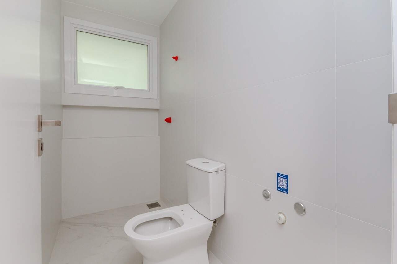 Apartamento à venda no Pioneiros: 
