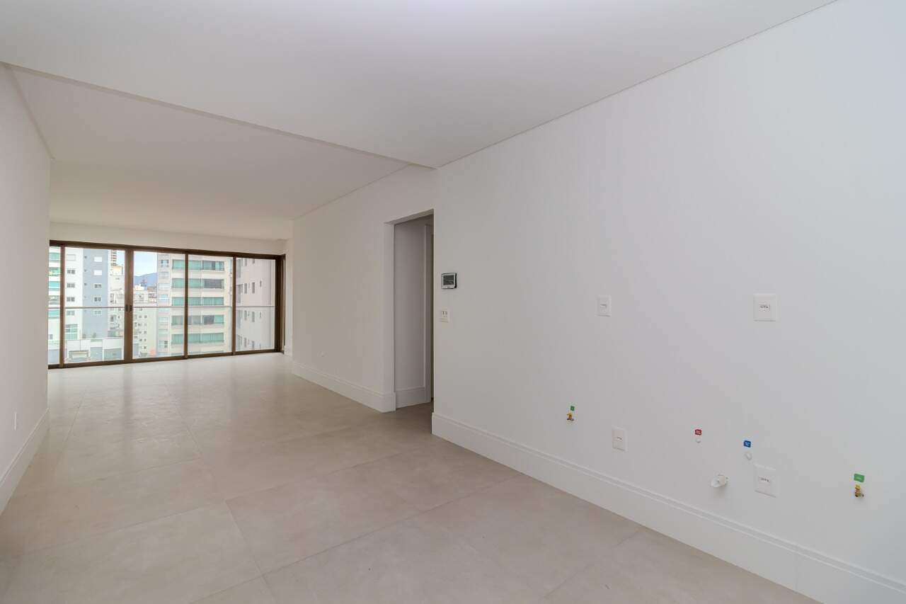 Apartamento de 4 quartos, 138m² no bairro Centro, em Balneário Camboriú | Eu Corretor