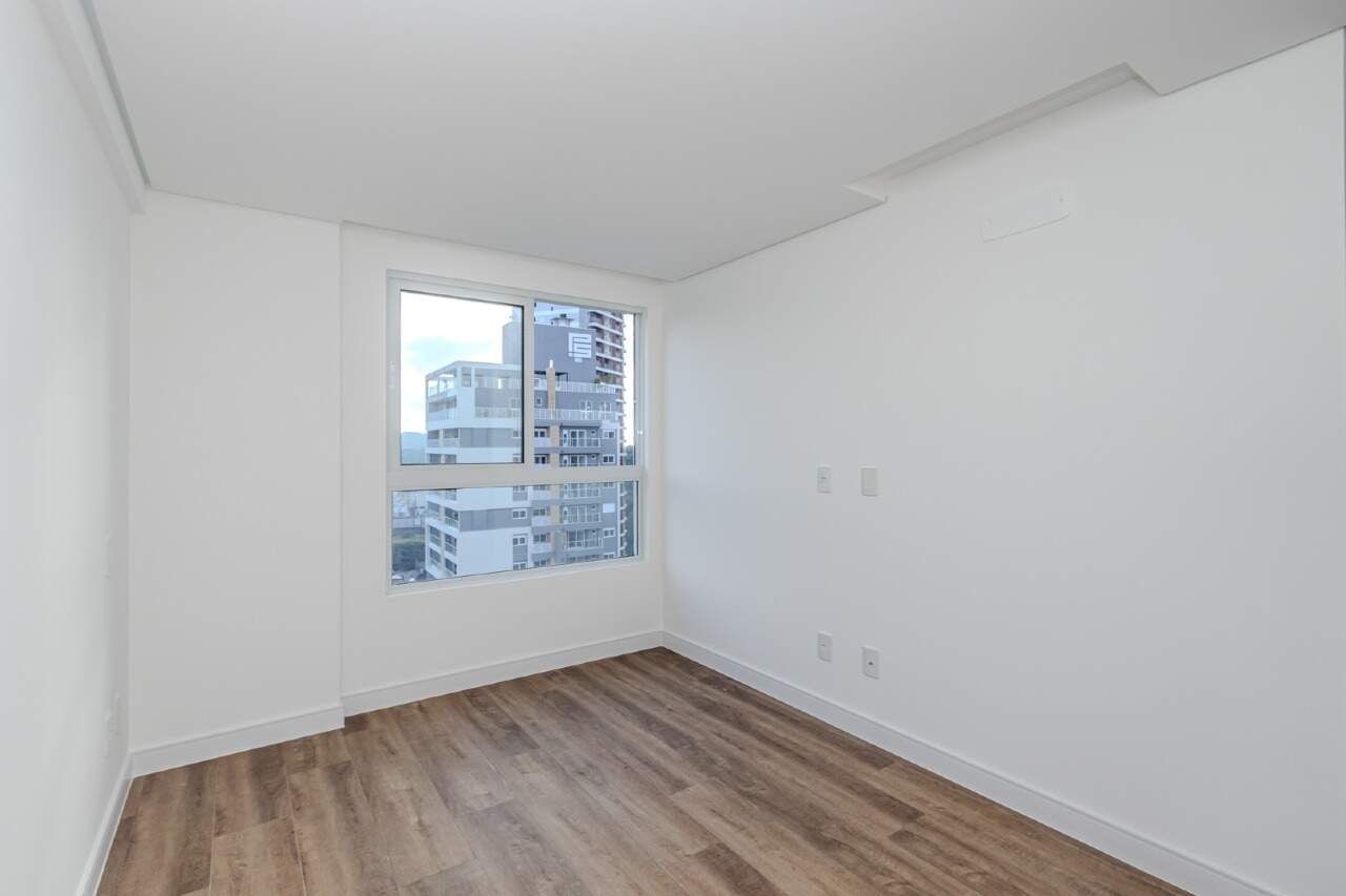 Apartamento à venda no Praia Brava: 
