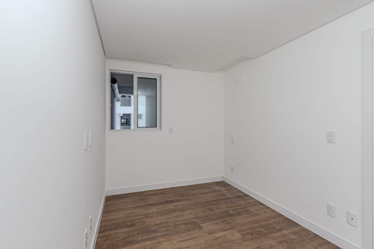 Apartamento à venda no Praia Brava: 