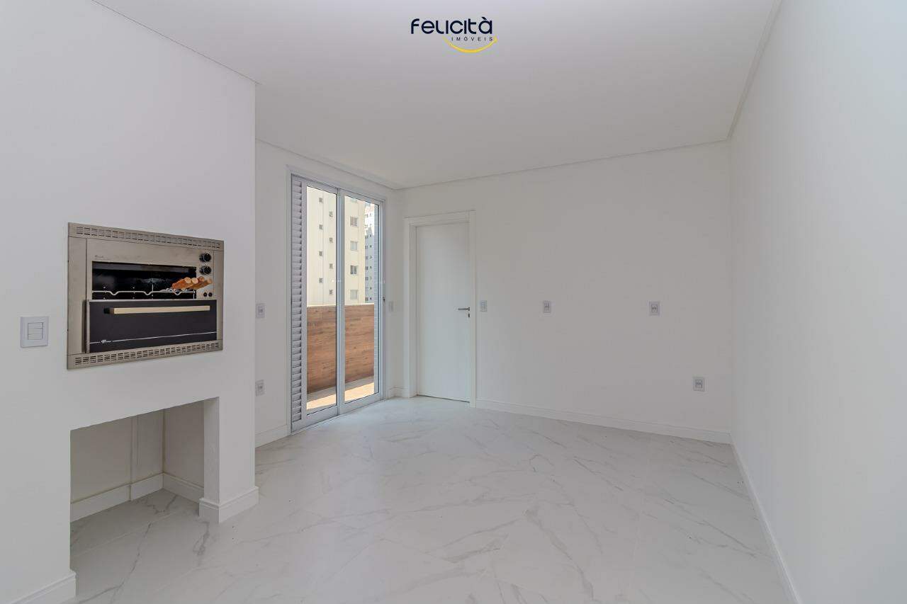 Apartamento de 3 quartos, 227m² no bairro Centro, em Balneário Camboriú | Eu Corretor