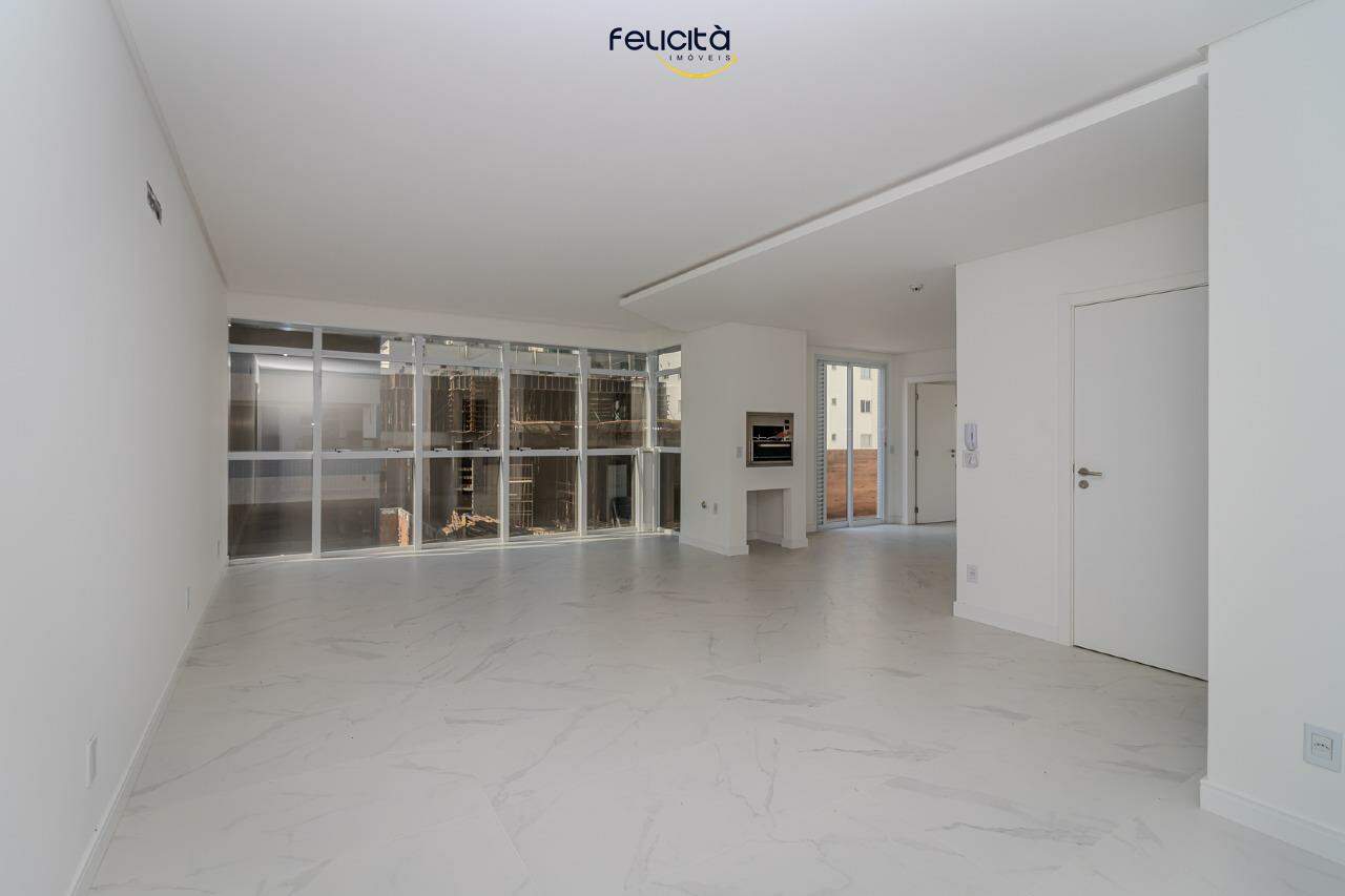 Apartamento de 3 quartos, 227m² no bairro Centro, em Balneário Camboriú | Eu Corretor
