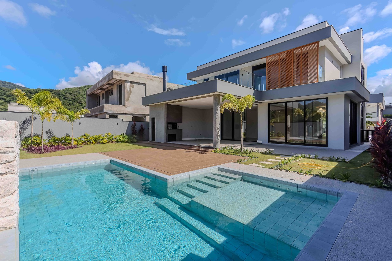 Casa de Condomínio à venda no Santa Regina : 