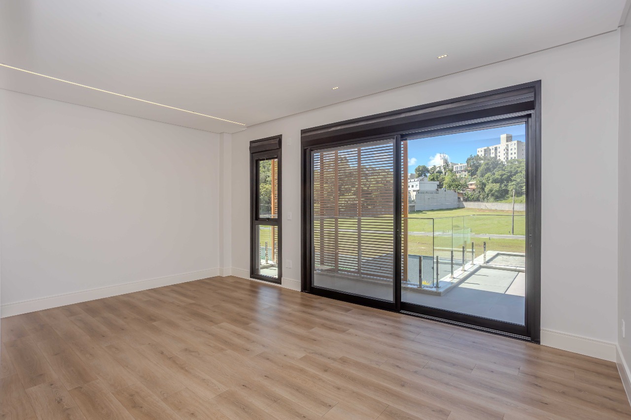 Casa de Condomínio à venda no Santa Regina : 