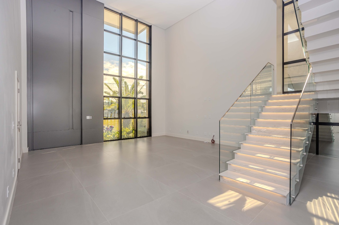 Casa de Condomínio à venda no Santa Regina : 