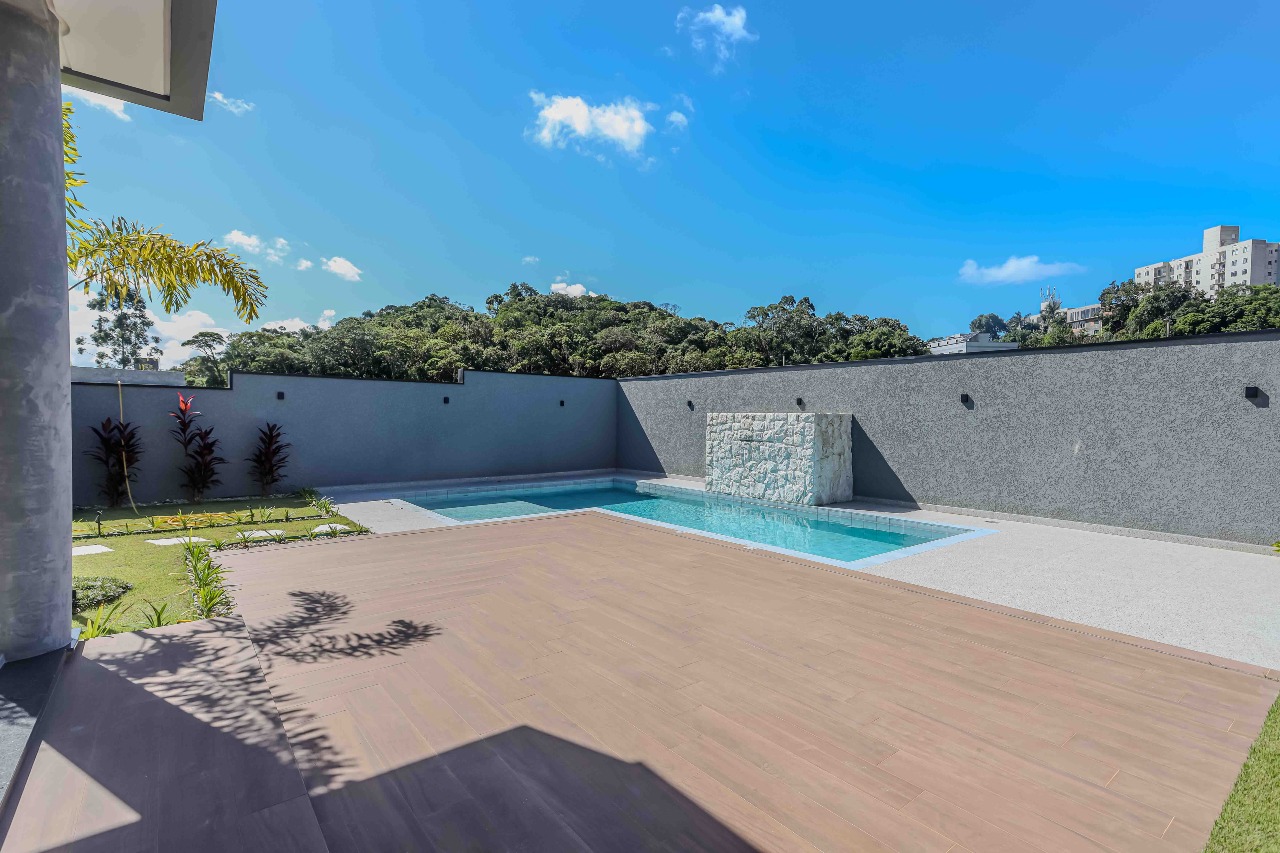 Casa de Condomínio à venda no Santa Regina : 