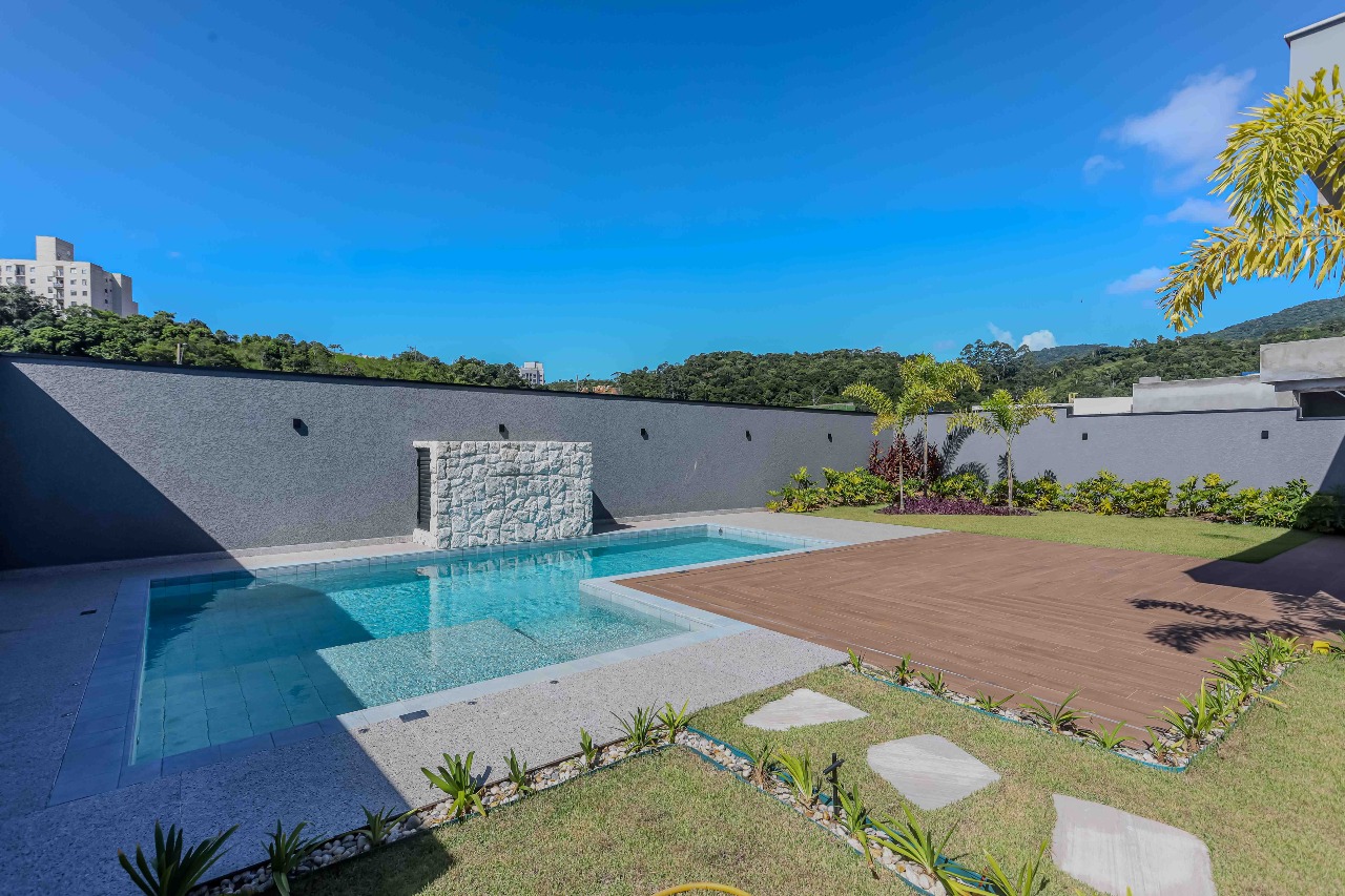 Casa de Condomínio à venda no Santa Regina : 