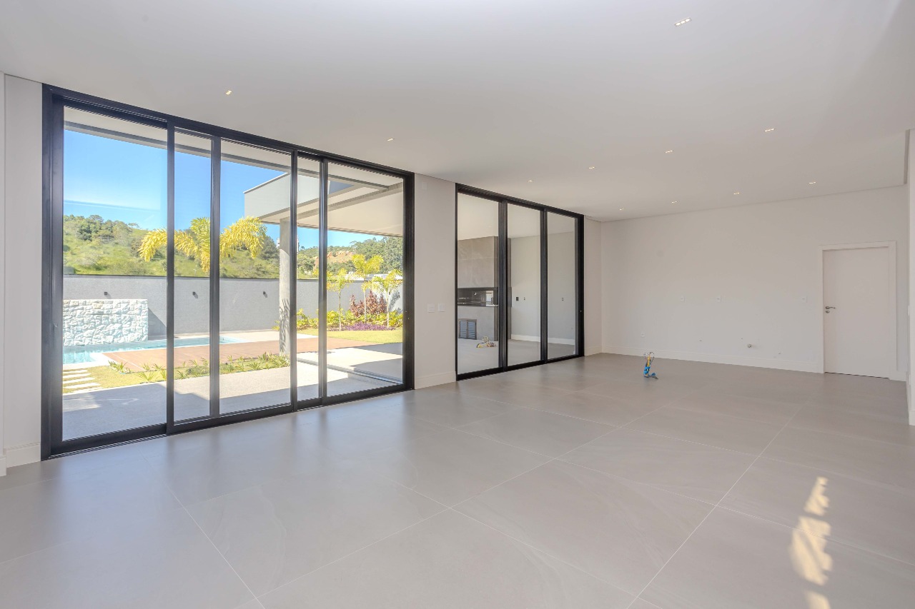 Casa de Condomínio à venda no Santa Regina : 