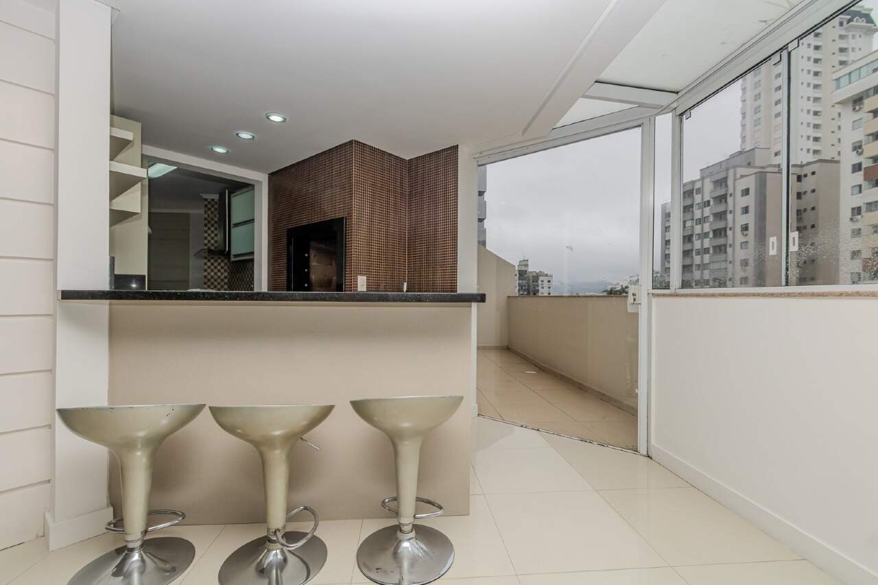 Apartamento de 3 quartos, 248m² no bairro Centro, em Balneário Camboriú | Eu Corretor