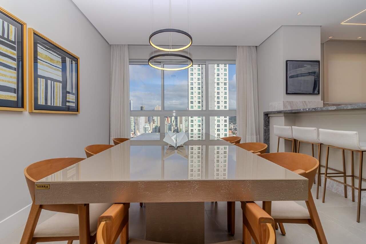 Apartamento de 4 quartos, 143m² no bairro Centro, em Balneário Camboriú | Eu Corretor