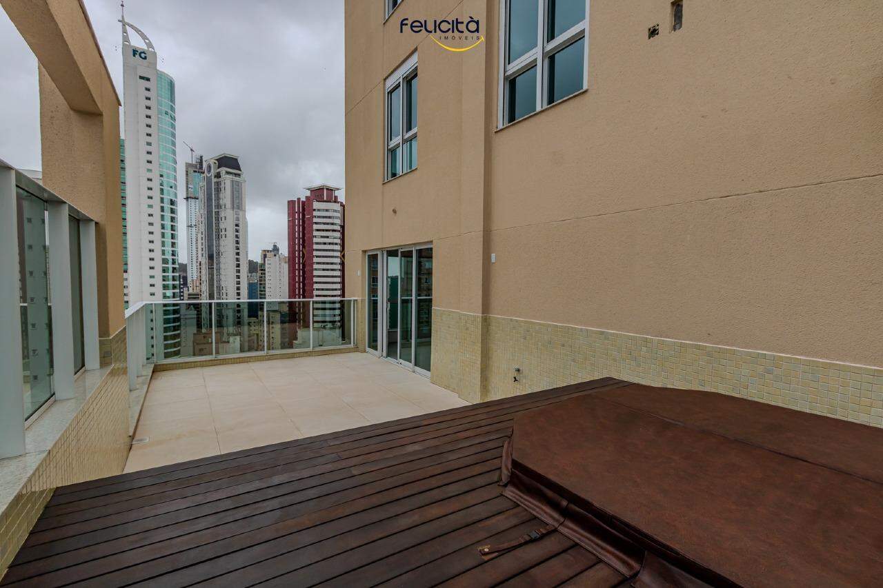 Cobertura de 4 quartos, 238m² no bairro Centro, em Balneário Camboriú | Eu Corretor