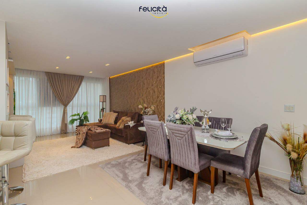 Apartamento de 3 quartos, 130m² no bairro Centro, em Balneário Camboriú | Eu Corretor