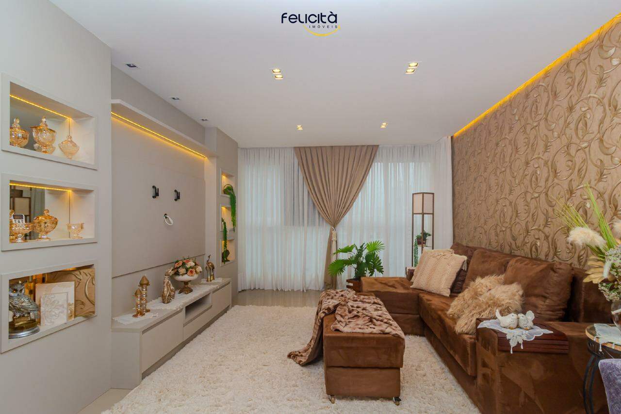Apartamento de 3 quartos, 130m² no bairro Centro, em Balneário Camboriú | Eu Corretor