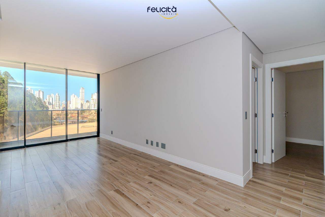 Apartamento de 2 quartos, 83m² no bairro Estados, em Balneário Camboriú | Eu Corretor