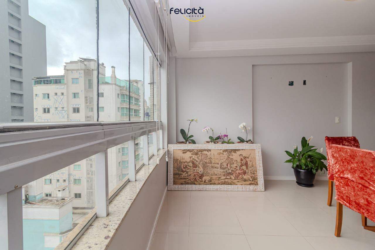 Apartamento de 3 quartos, 110m² no bairro Centro, em Balneário Camboriú | Eu Corretor