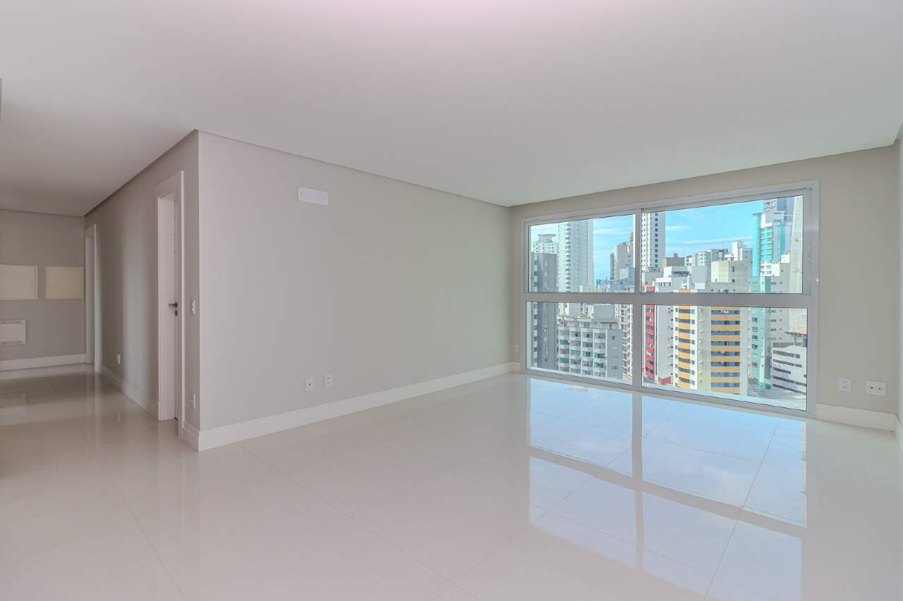 Apartamento de 3 quartos, 139m² no bairro Centro, em Balneário Camboriú | Eu Corretor