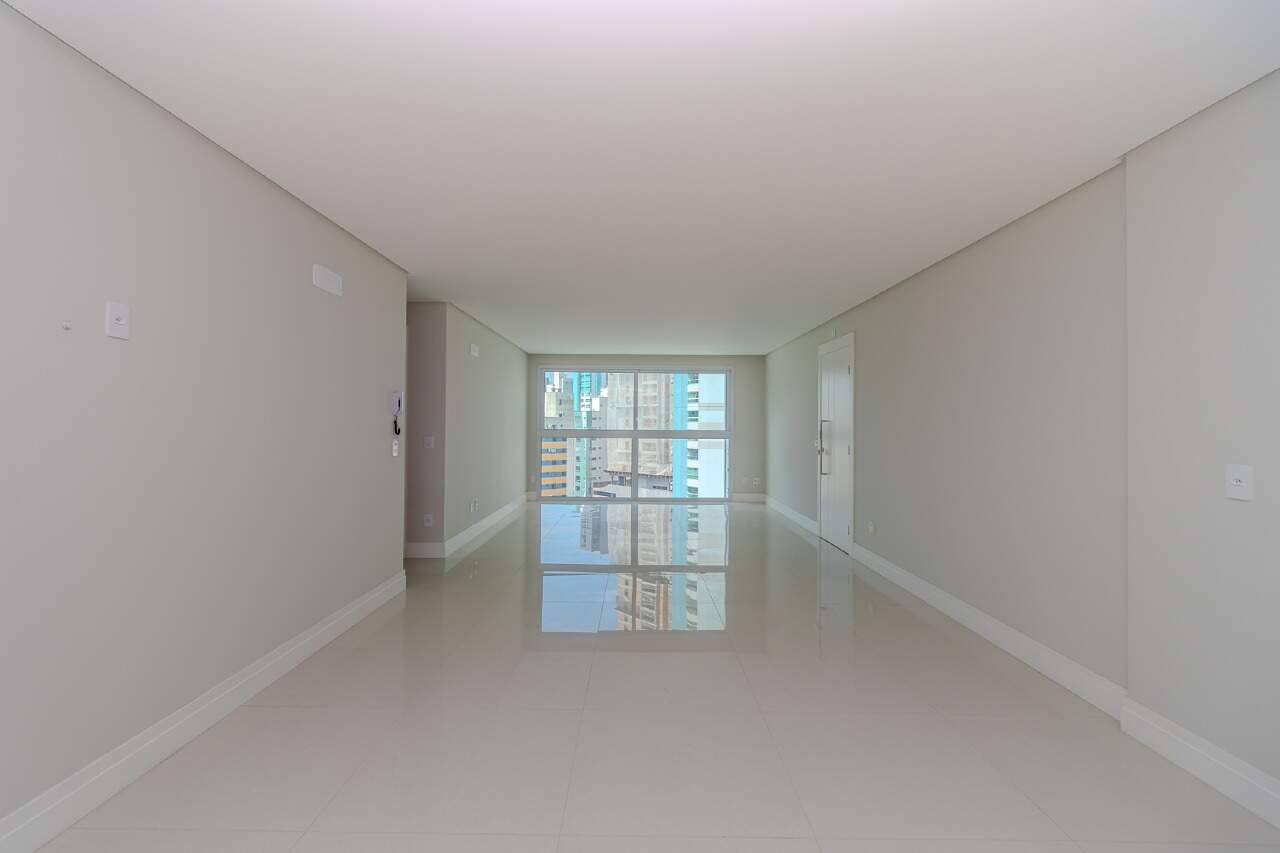 Apartamento de 3 quartos, 139m² no bairro Centro, em Balneário Camboriú | Eu Corretor