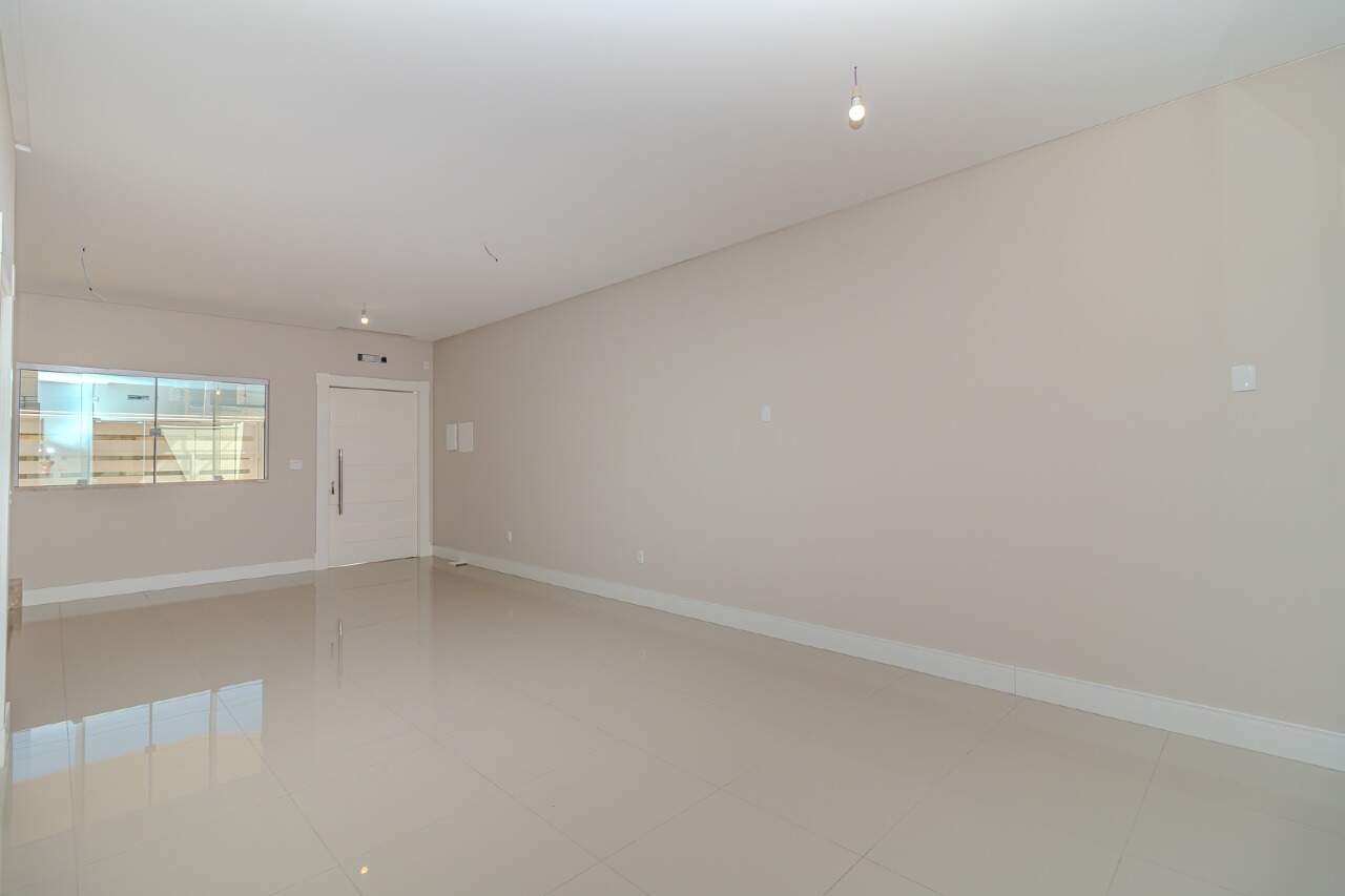 Casa de 3 quartos, 190m² no bairro Centro, em Balneário Camboriú | Eu Corretor