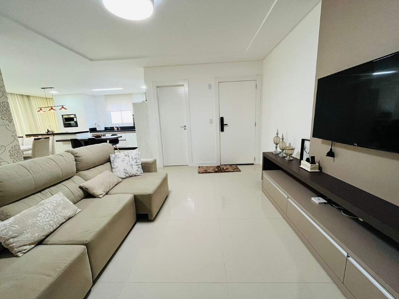 Apartamento de 3 quartos, 125m² no bairro Centro, em Balneário Camboriú | Eu Corretor
