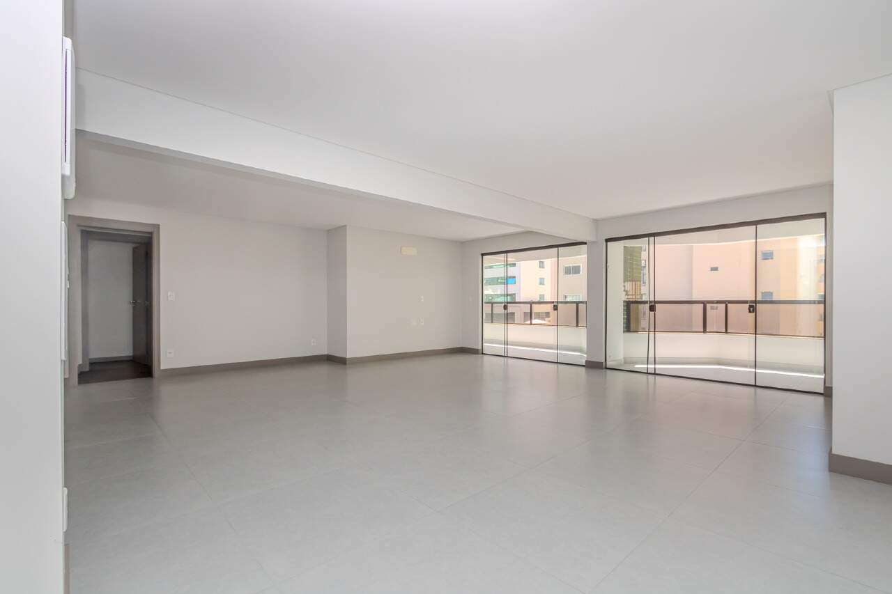 Cobertura de 4 quartos, 530m² no bairro Barra Sul, em Balneário Camboriú | Eu Corretor