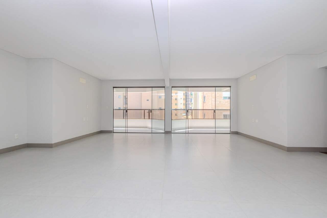 Cobertura de 4 quartos, 530m² no bairro Barra Sul, em Balneário Camboriú | Eu Corretor
