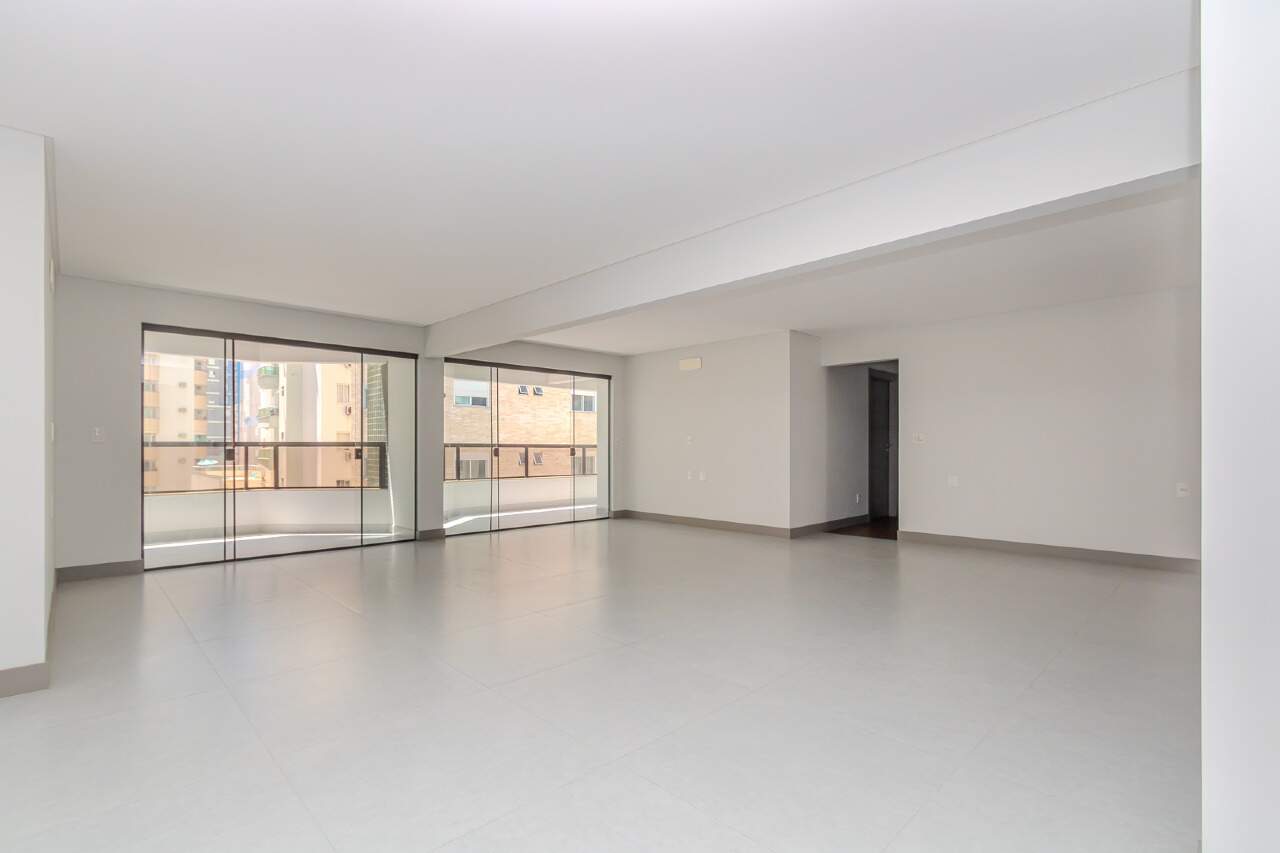 Cobertura de 4 quartos, 530m² no bairro Barra Sul, em Balneário Camboriú | Eu Corretor