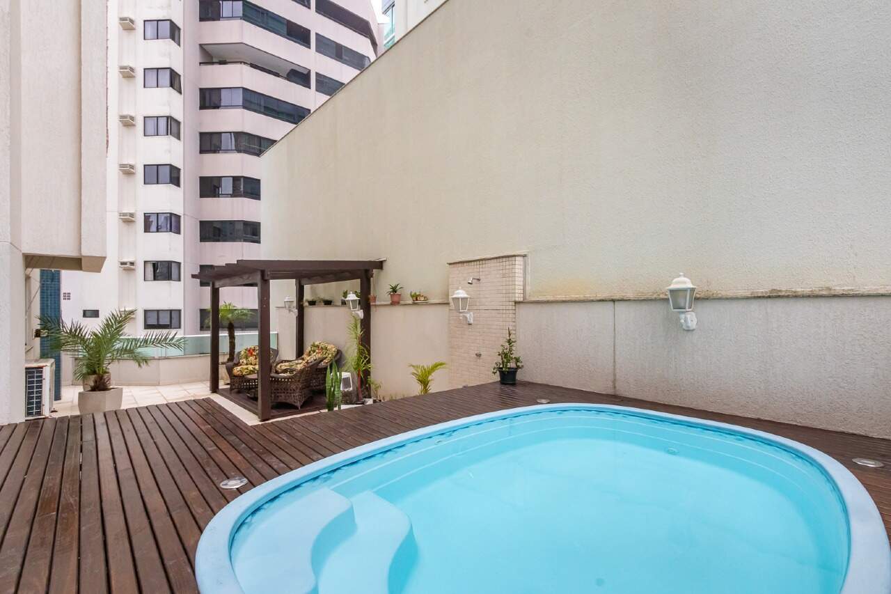 Apartamento de 2 quartos, 144m² no bairro Centro, em Balneário Camboriú | Eu Corretor
