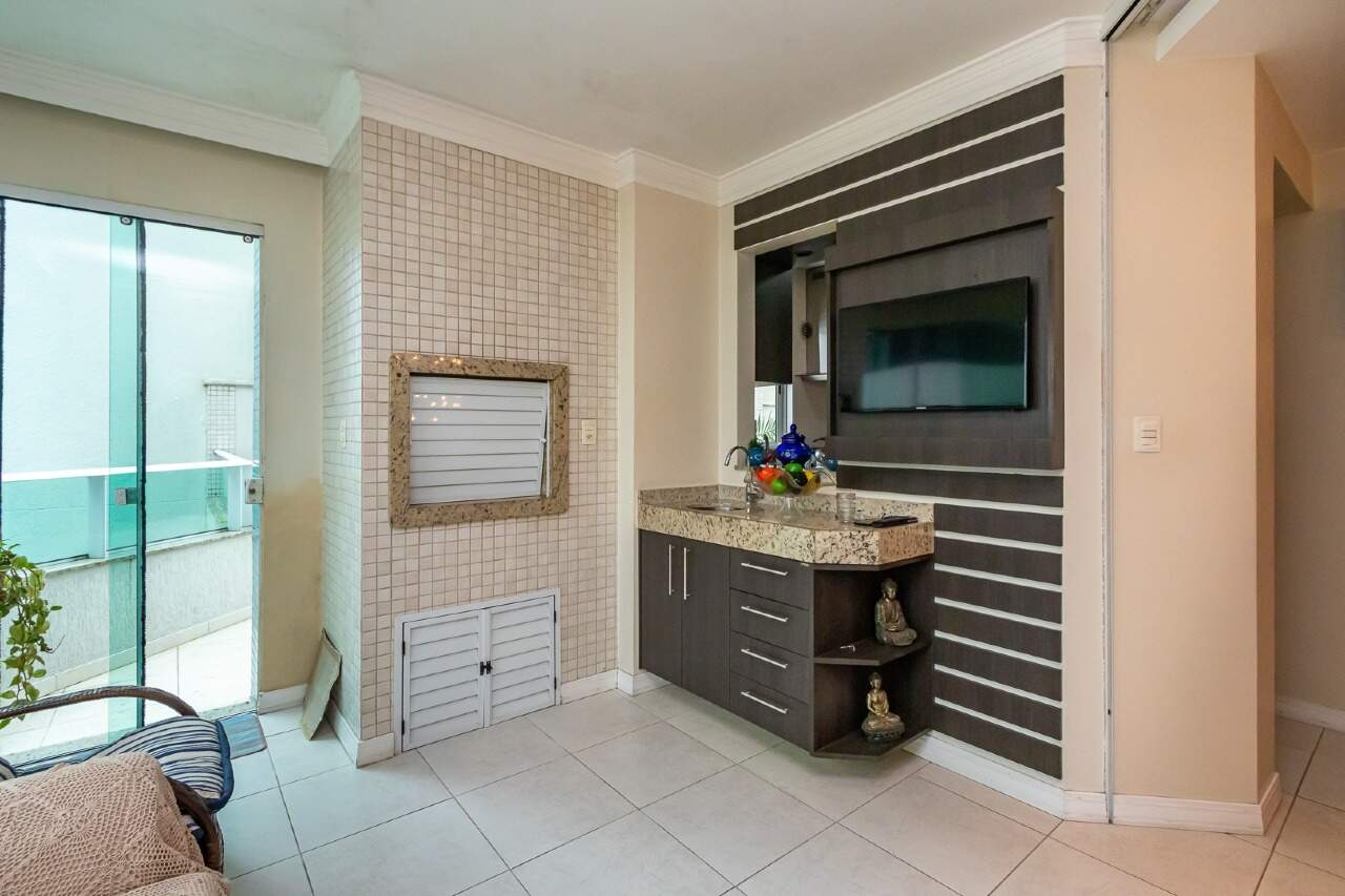 Apartamento de 2 quartos, 144m² no bairro Centro, em Balneário Camboriú | Eu Corretor