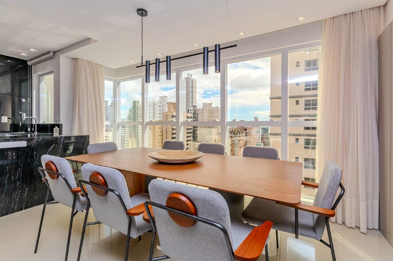 Apartamento de 3 quartos, 129m² no bairro Centro, em Balneário Camboriú | Eu Corretor
