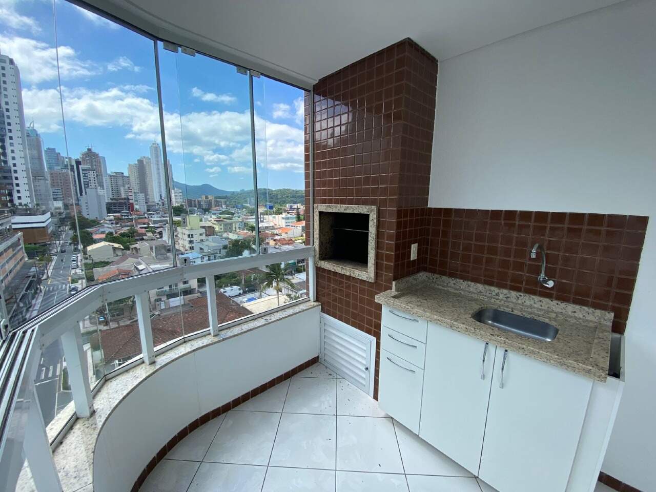 Apartamento de 3 quartos, 97m² no bairro Centro, em Balneário Camboriú | Eu Corretor