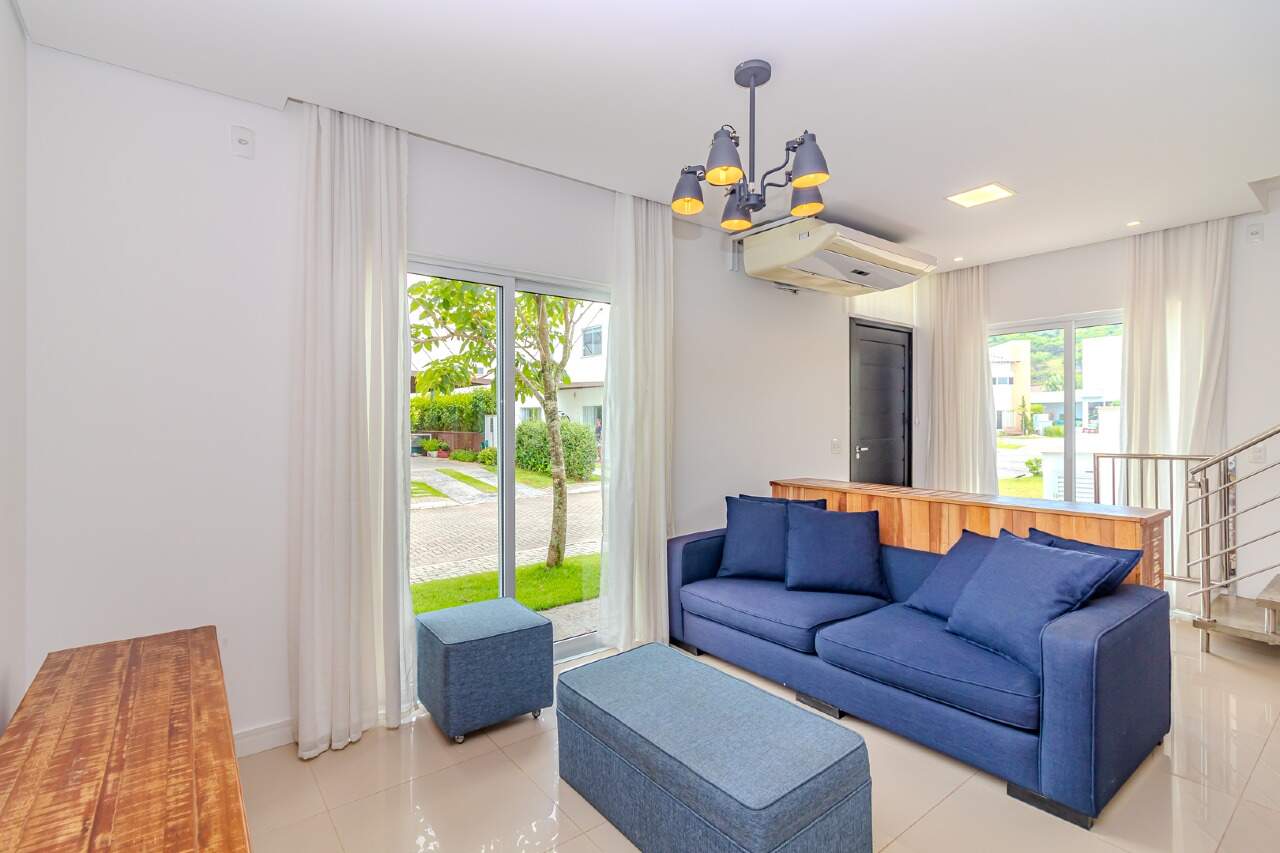 Casa de Condomínio de 3 quartos, 190m² no bairro Barra, em Balneário Camboriú | Eu Corretor