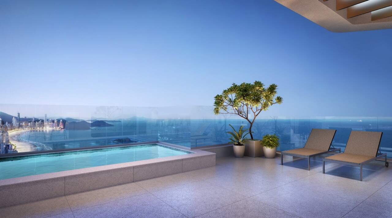 Cobertura à venda no Centro: Terraço com piscina privativa da cobertura duplex, com vista para a orla (imagem ilustrativa)