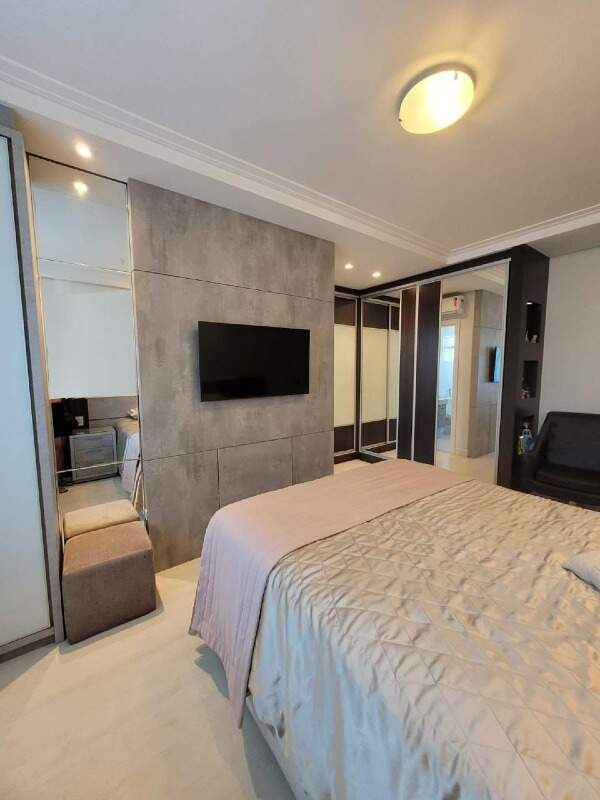 Apartamento diferenciado à venda no Centro: 