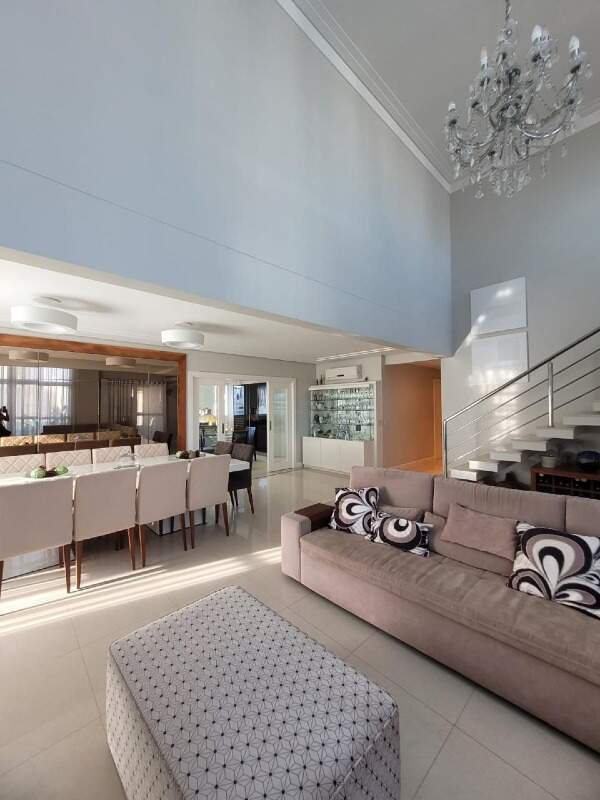 Apartamento de 3 quartos, 252m² no bairro Centro, em Balneário Camboriú | Eu Corretor