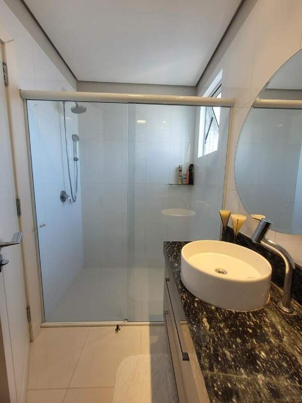 Apartamento diferenciado à venda no Centro: 