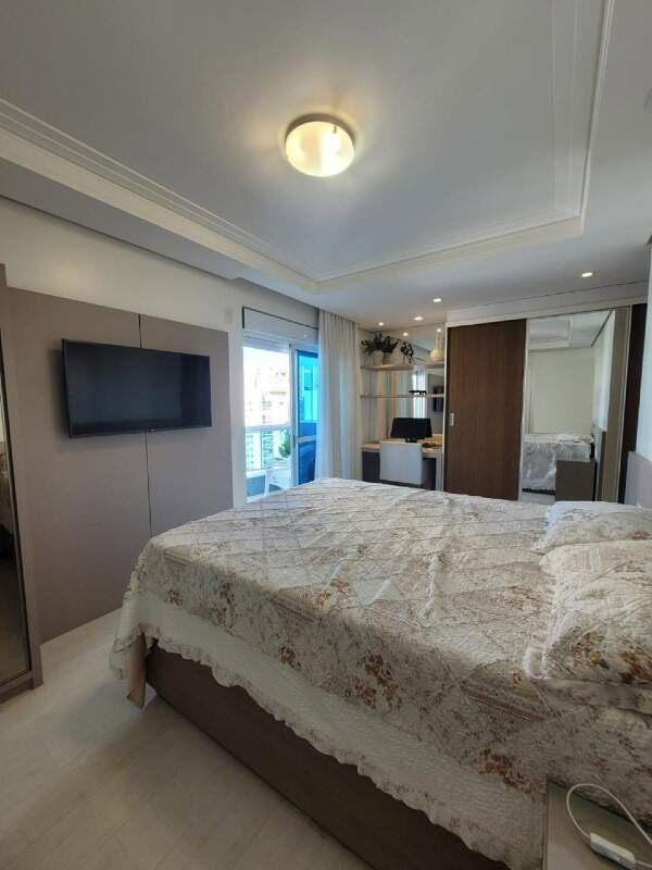 Apartamento diferenciado à venda no Centro: 