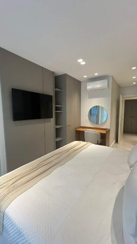 Apartamento à venda no Pioneiros: 