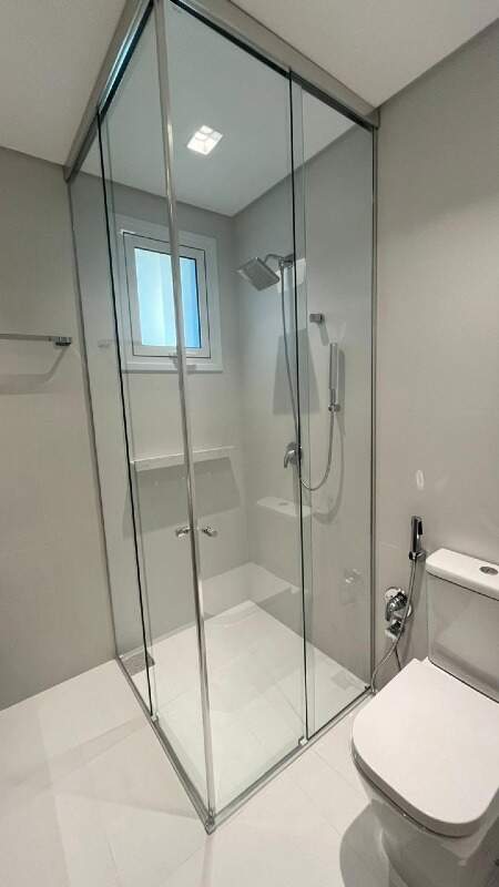 Apartamento à venda no Pioneiros: 