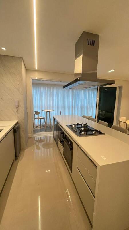 Apartamento à venda no Pioneiros: 