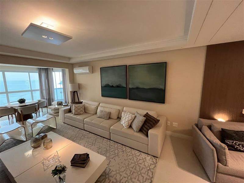 Apartamento de 3 quartos, 180m² no bairro Centro, em Balneário Camboriú | Eu Corretor