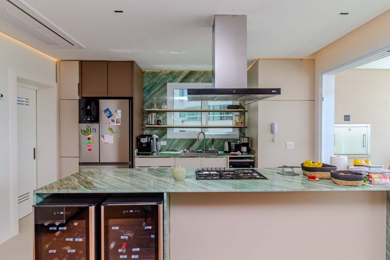 Apartamento à venda no Pioneiros: 