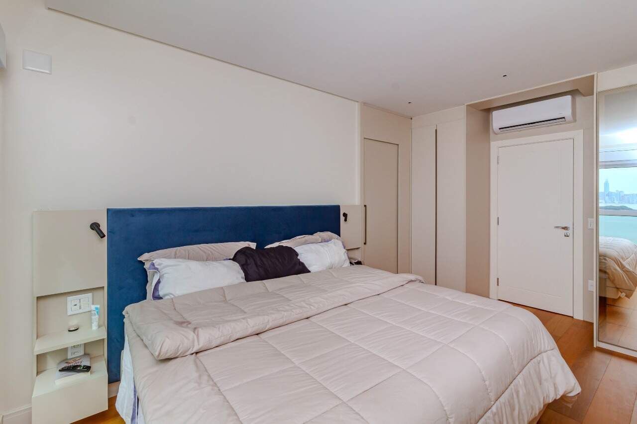 Apartamento à venda no Pioneiros: 