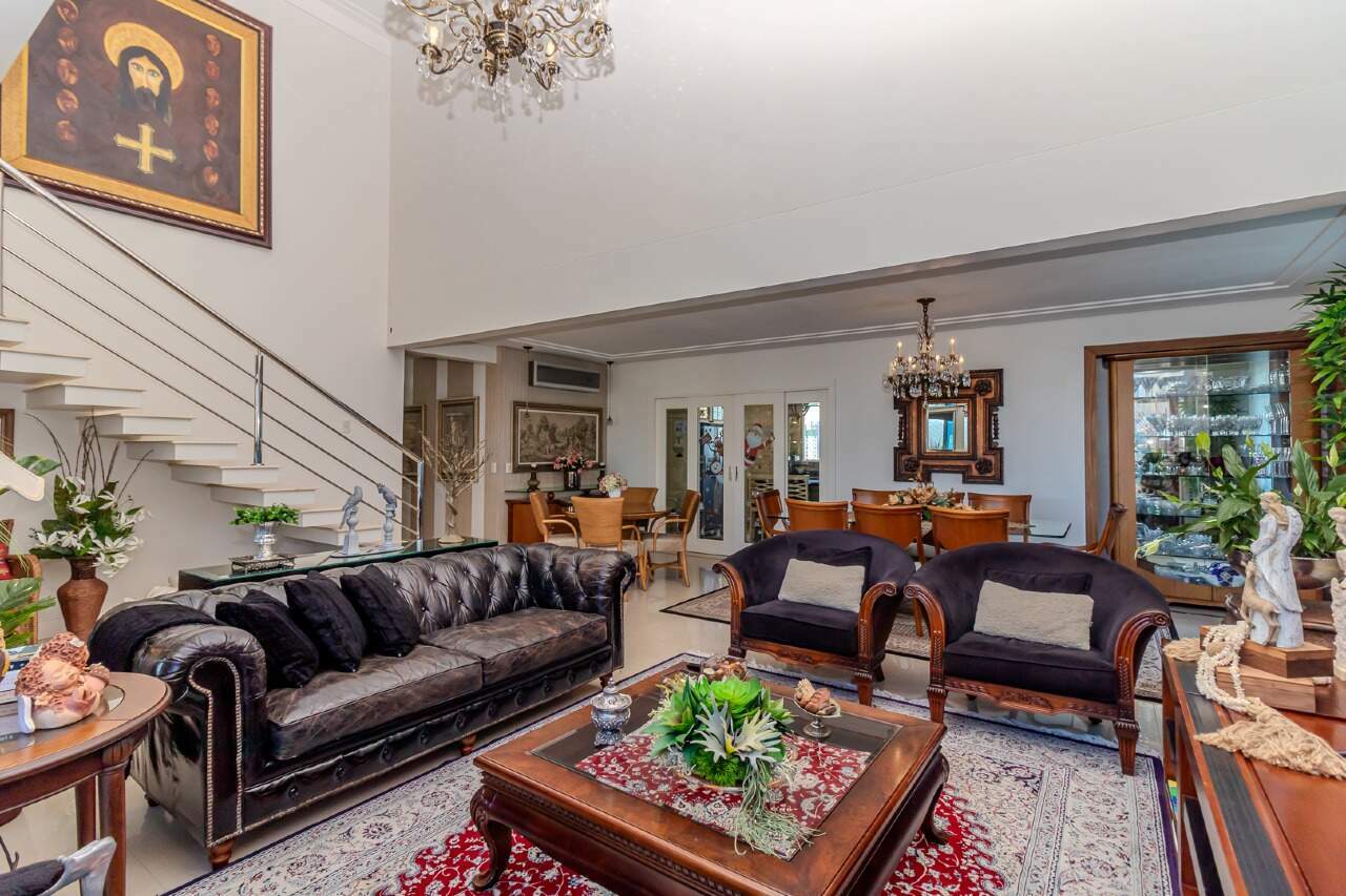 Apartamento de 3 quartos, 252m² no bairro Centro, em Balneário Camboriú | Eu Corretor