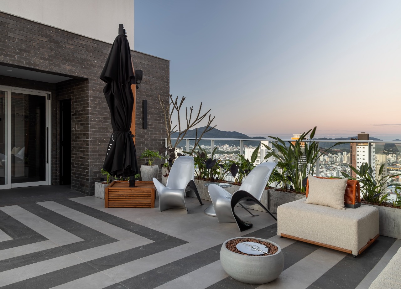 Apartamento à venda no Centro: Rooftop real do Timeless, área comum