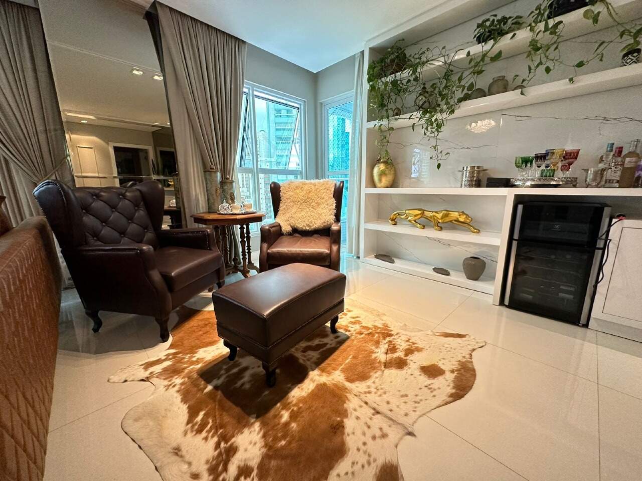 Apartamento de 4 quartos, 180m² no bairro Centro, em Balneário Camboriú | Eu Corretor