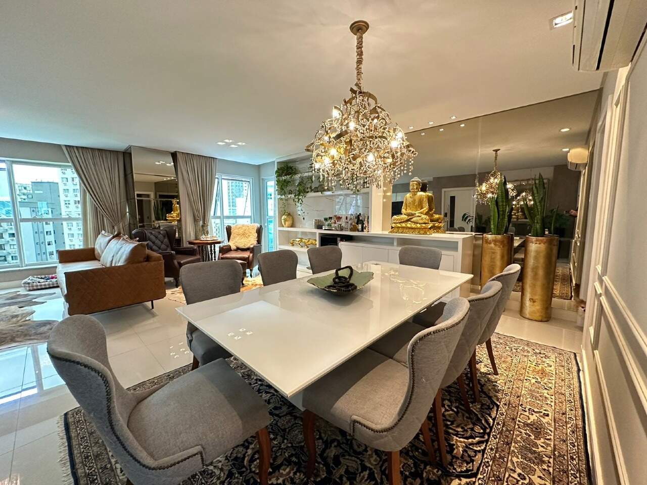 Apartamento de 4 quartos, 180m² no bairro Centro, em Balneário Camboriú | Eu Corretor