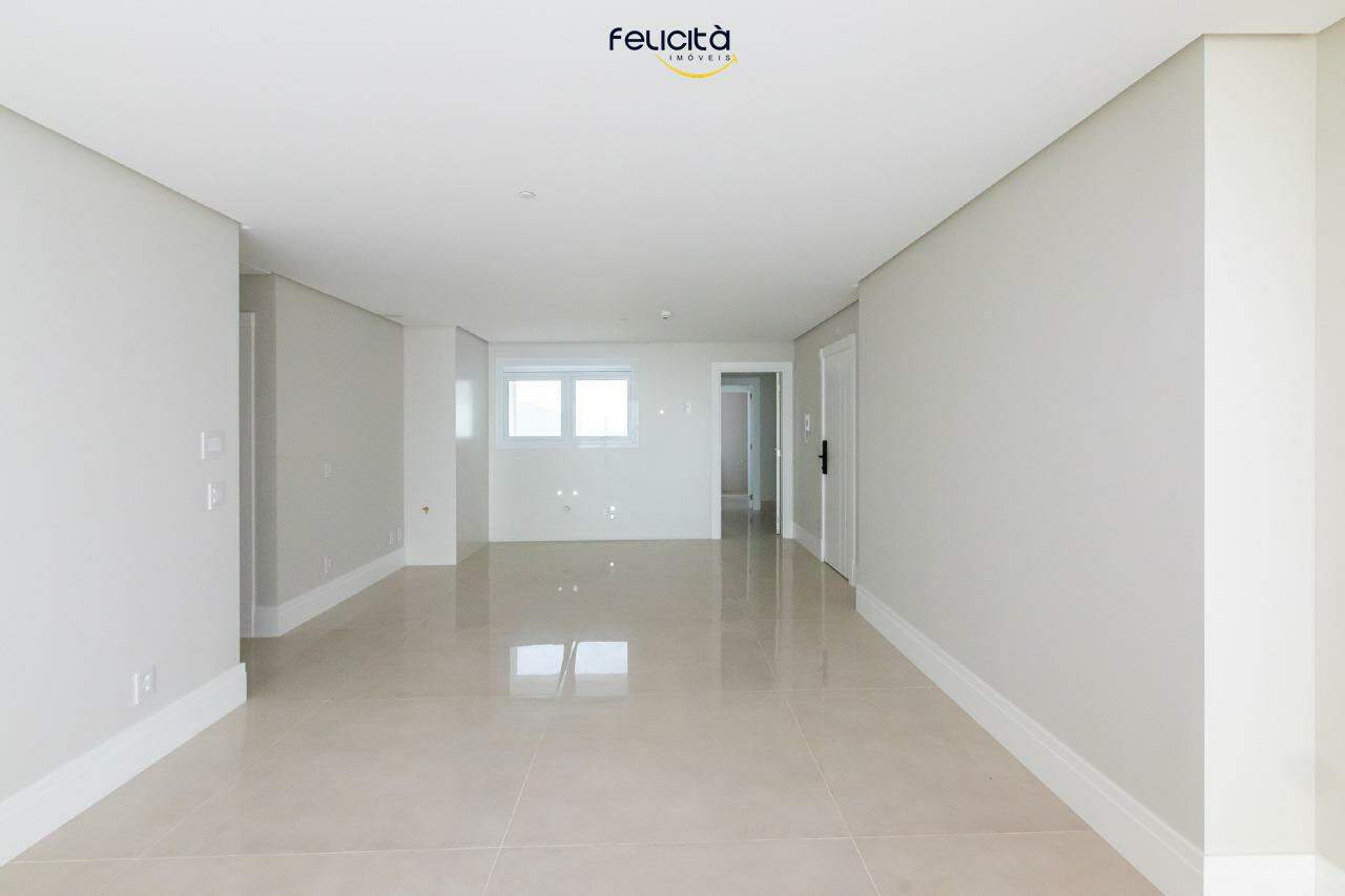 Apartamento de 4 quartos, 196m² no bairro Barra Sul, em Balneário Camboriú | Eu Corretor