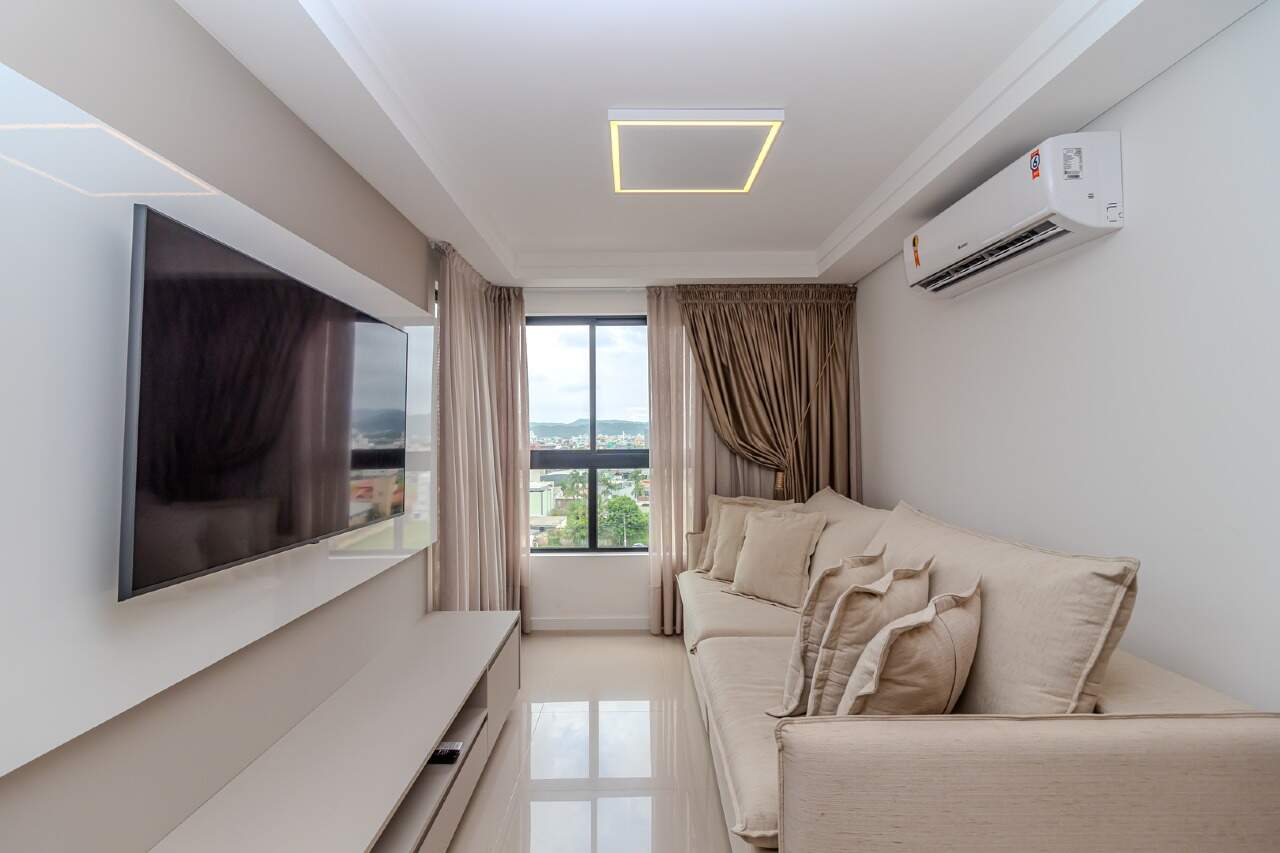 Apartamento de 2 quartos, 58m² no bairro Centro, em Balneário Camboriú | Eu Corretor